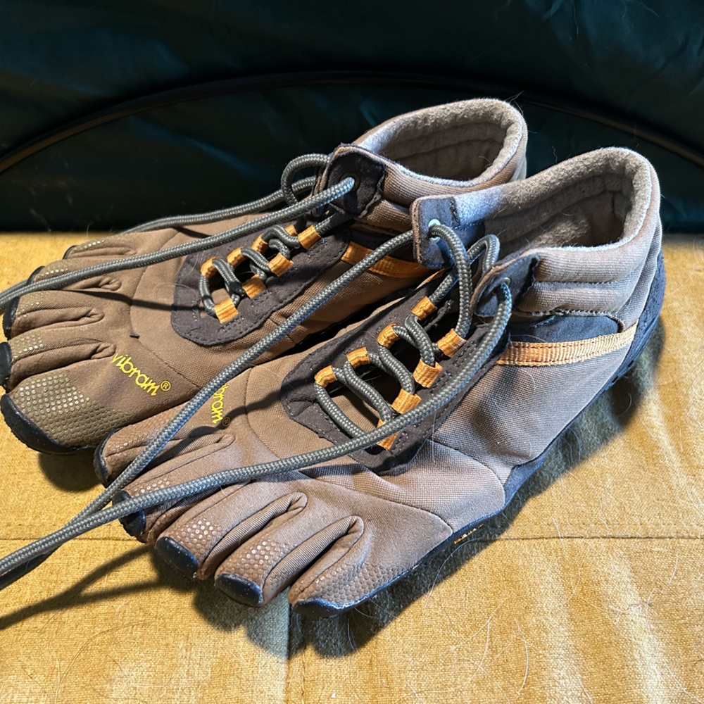 Vibram Fivefinger Toe Shoes Size 41 Hiking Boots Used Good Condition